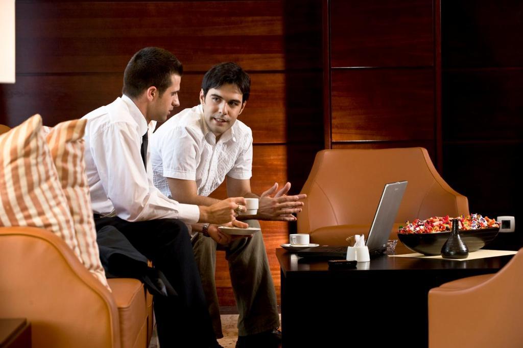 פודגוריצה Aparthotel Premier מסעדה תמונה